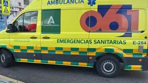 Una ambulancia del 061.