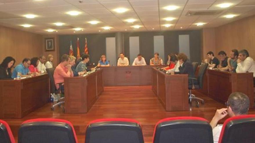 Onda busca aparcamiento en el Raval de Sant Josep