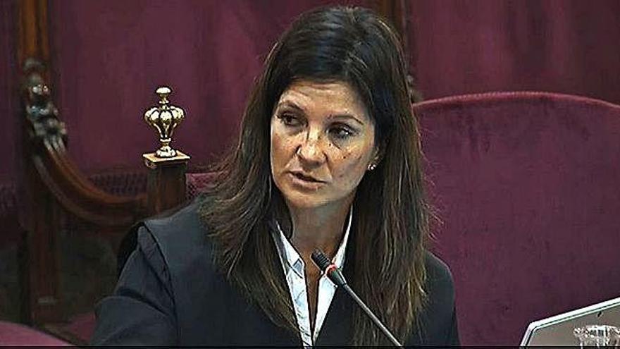 L&#039;advocada de l&#039;Estat Rosa María Seoane signa l&#039;informe.