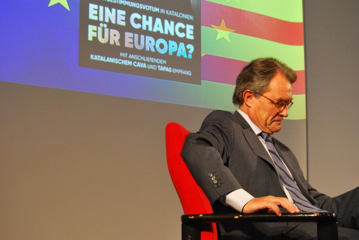 artur-mas-berln-3- -carles-planas