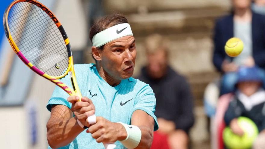 Nadal regresa con victoria 49 días después