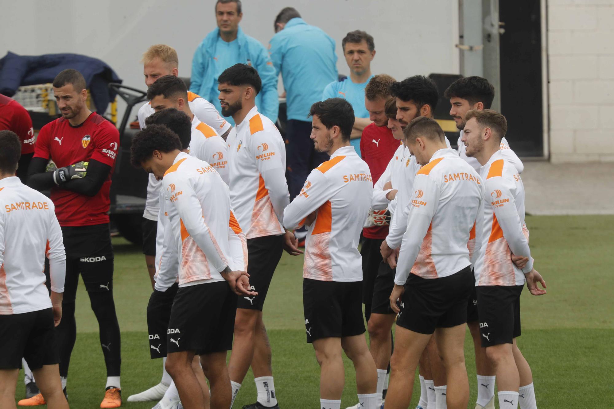 Entrenamiento del Valencia CF previo al partido frente a Osasuna