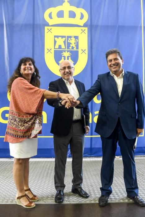 CANARIA. CABILDO INSULAR. LAS PALMAS DE GRAN CANARIA. Firma del pacto de Gobierno del Cabildo de Gran Canaria y presentación de las líneas estratégicas de trabajo. Fotos: Juan Castro  | 26/07/2019 | Fotógrafo: Juan Carlos Castro