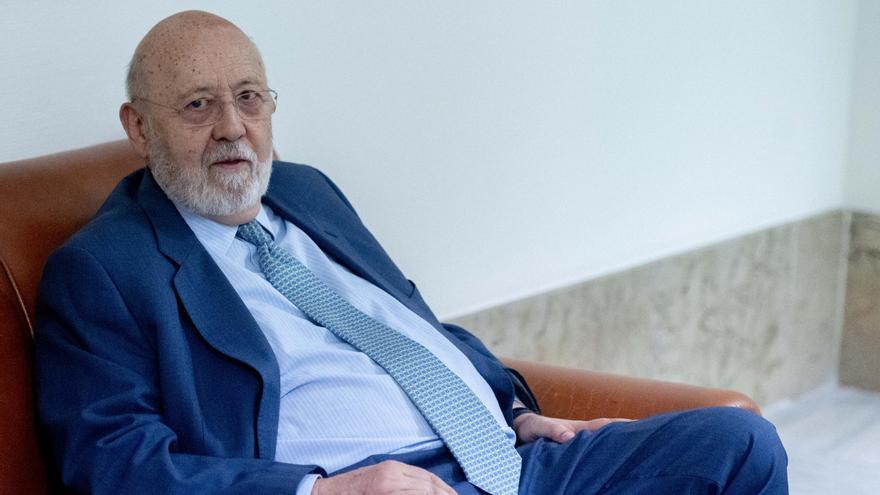 Luis Ayuso, ex alto cargo del CIS, lamenta que lo lleven a la guerra político-mediática