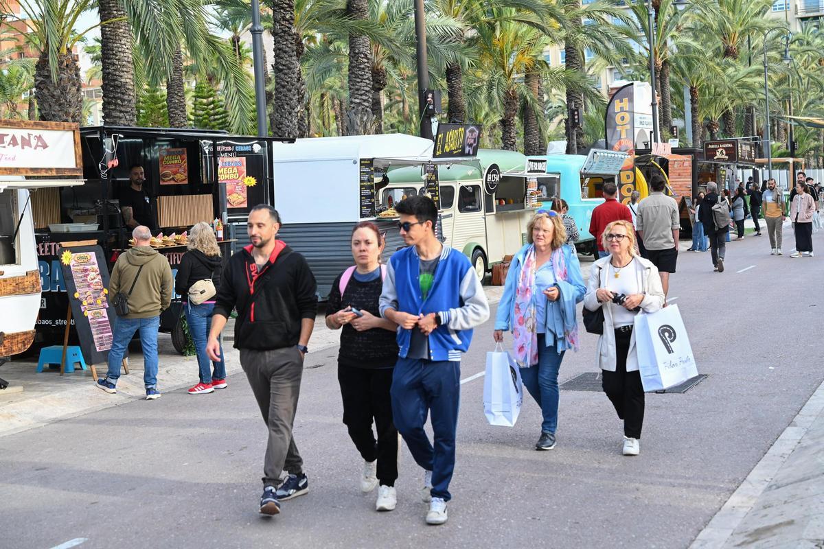 Las "food trucks" son por sí mismas un elemento que levanta la admiración de los asistentes
