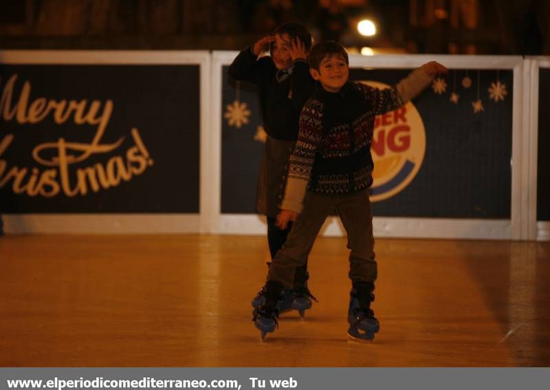 GALERÍA DE FOTOS -- Pista de hielo 10-12-14