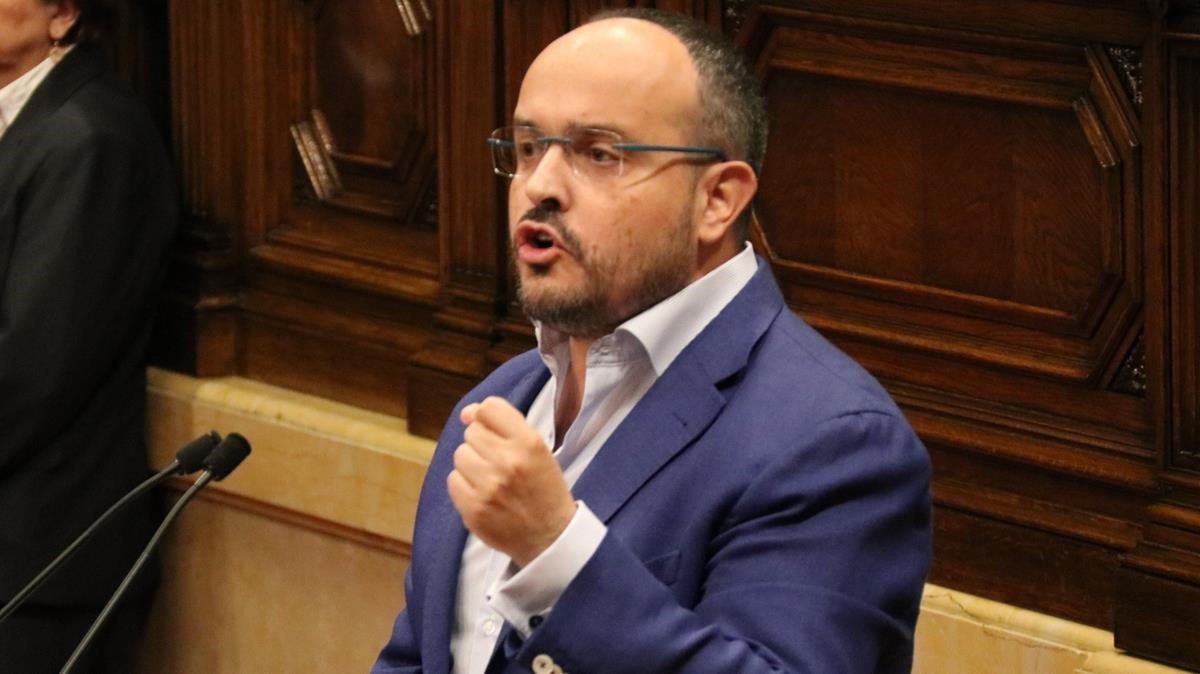fcasals45311948 el diputat del ppc alejandro fern ndez al ple del parlament 181003111652 fcasals45311948 el diputat del ppc alejandro fern ndez al ple del parlament 181003111652