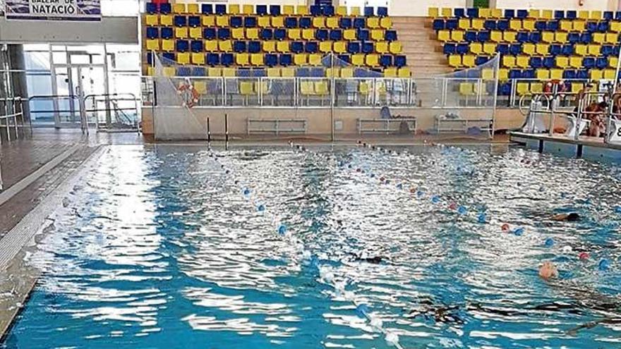 La piscina de Son Hugo, ayer, después de ser abierta a las 7:30 horas.