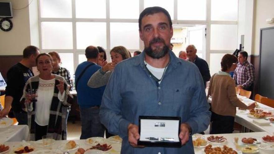 Comida en Noreña a cuenta del jefe de la Policía Local