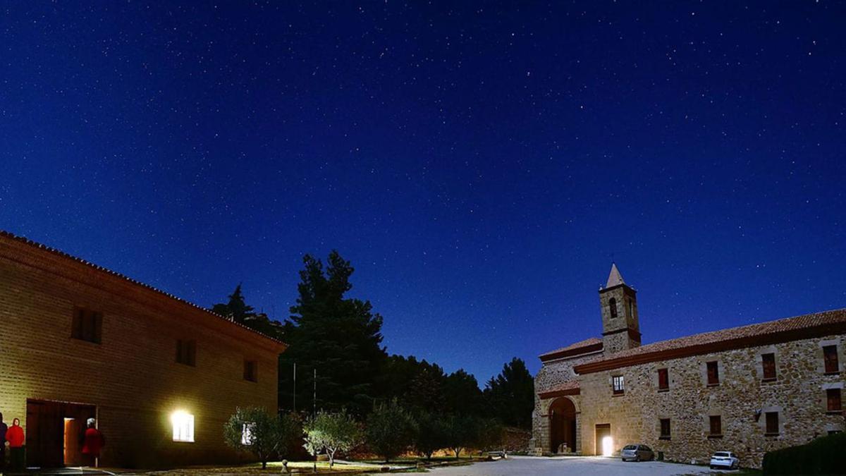 Exterior del recóndito monasterio El Olivar, en Estercuel (Teruel).