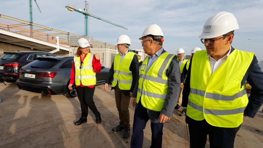 El silo de coches y la nueva terminal de cruceros marcan el futuro del Puerto de Las Palmas