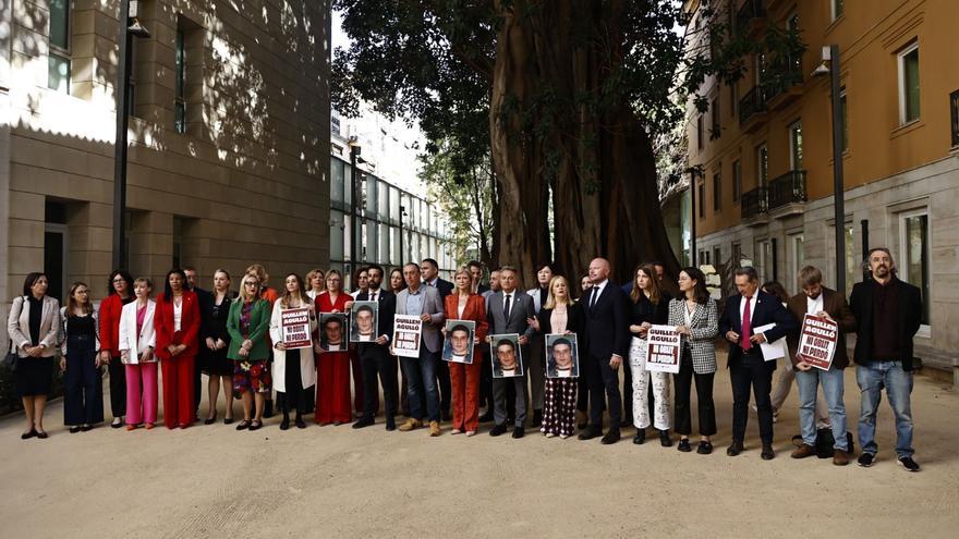 PSPV y Compromís realizan un homenaje a Guillem Agulló