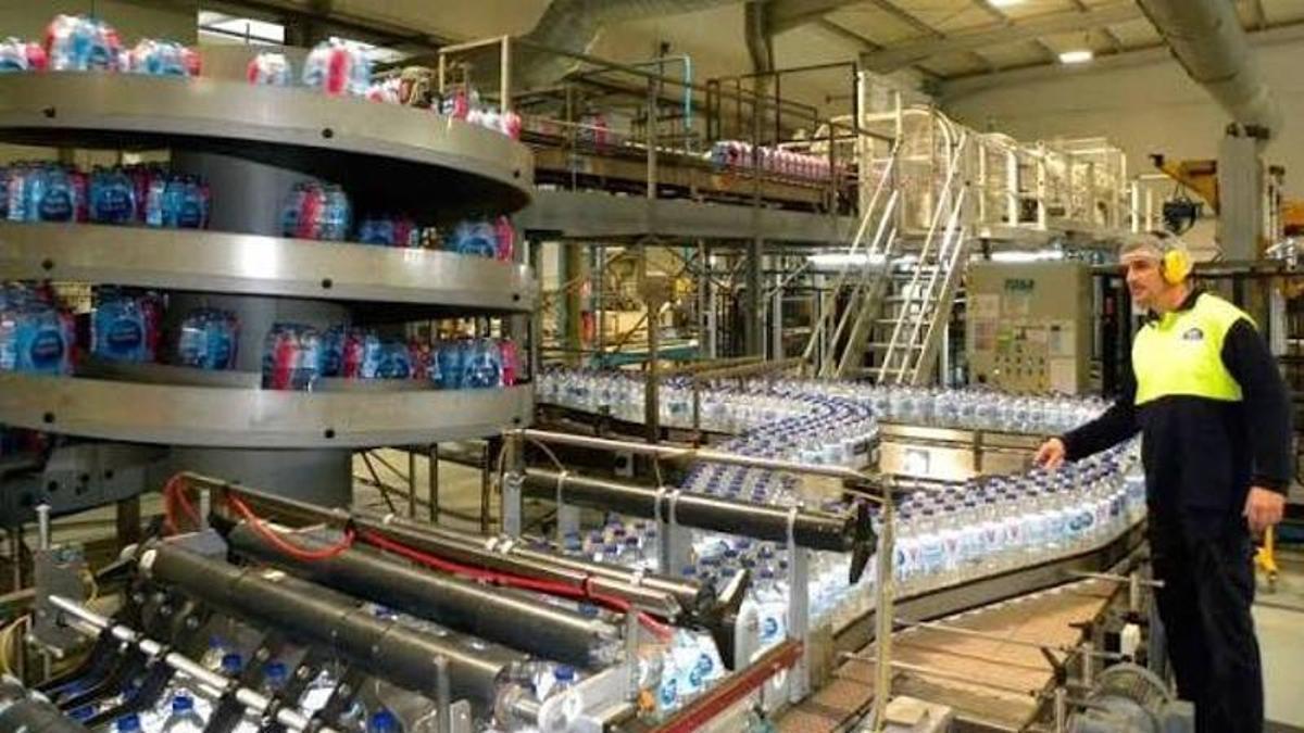 Imagen del interior de la planta de Nestlé en Herra del Duque (Badajoz).