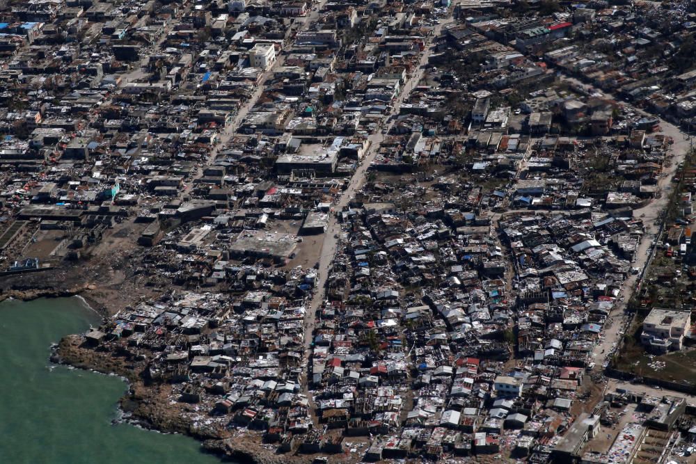 L'huracà Matthew passa per Haití