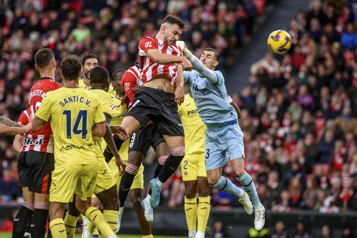 El Athletic venció al Villarreal por 2-0.