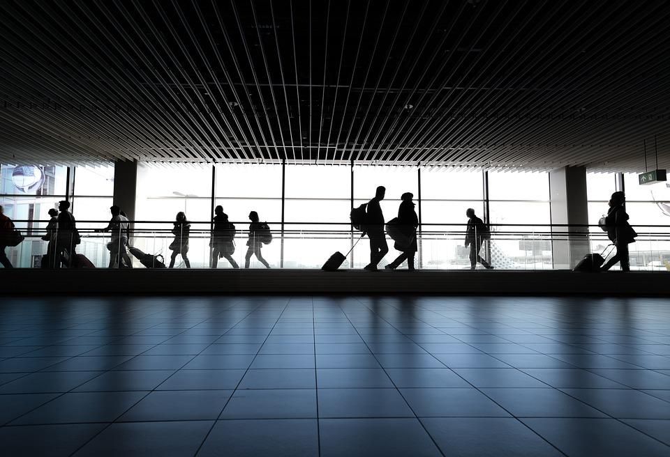 Pasajeros en el aeropuerto