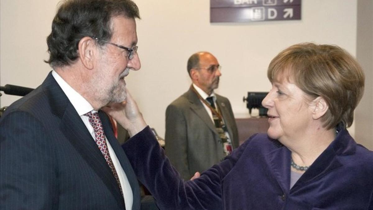 RAJOY MERKEL EN BRUSELAS