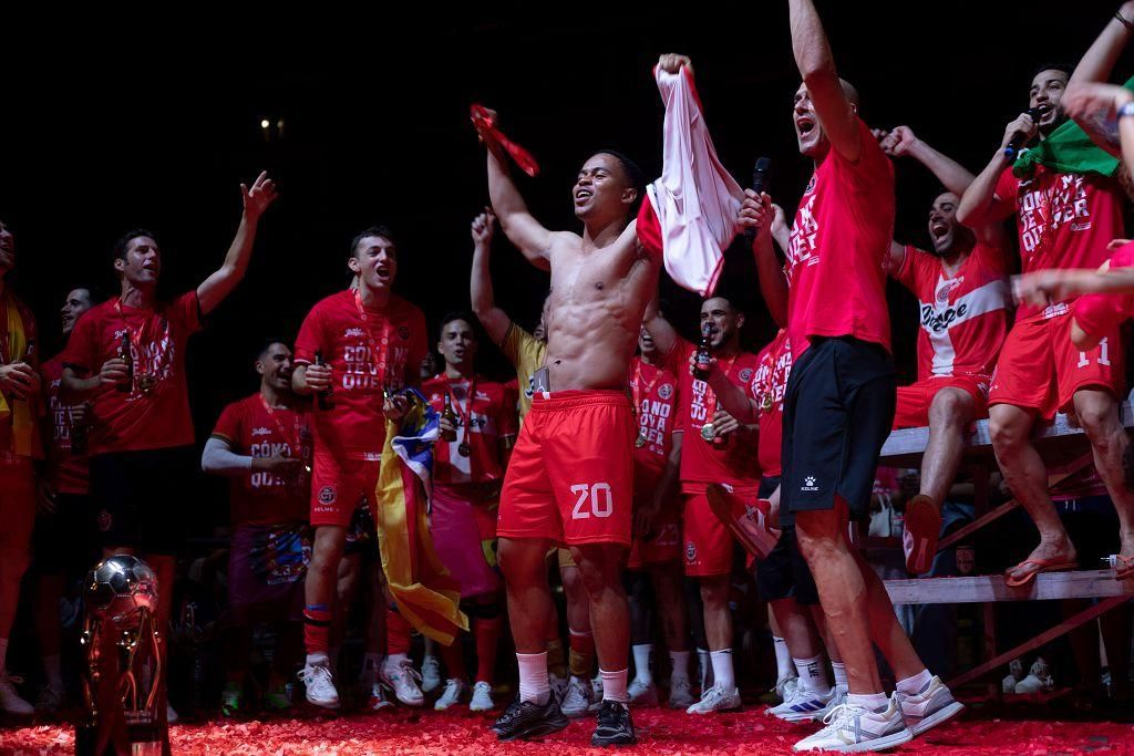 El Jimbee Cartagena celebra su segunda liga consecutiva