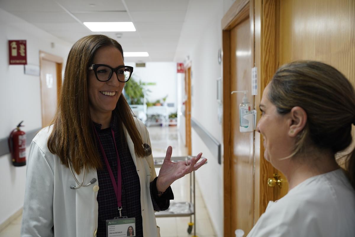 Isabel Machuca (i), nueva subdirectora científica del Caizem.