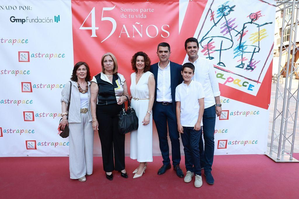 Las imágenes de la gala por el 45 aniversario de Astrapace en Murcia
