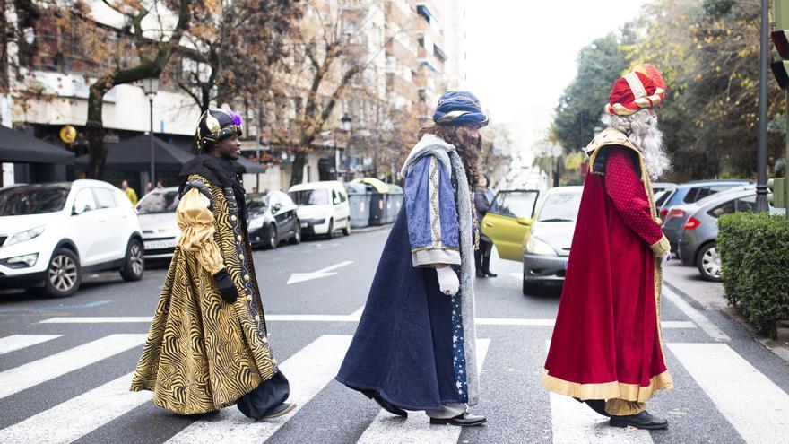 Los Reyes Magos adelantan la salida de su cabalgata más larga en Cáceres