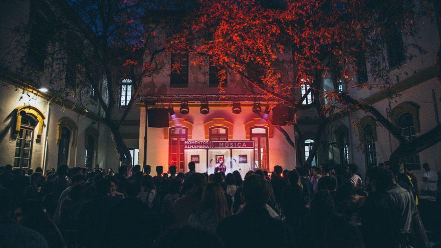 Una imagen de un concierto en el Patio del Tiempo de La Térmica.