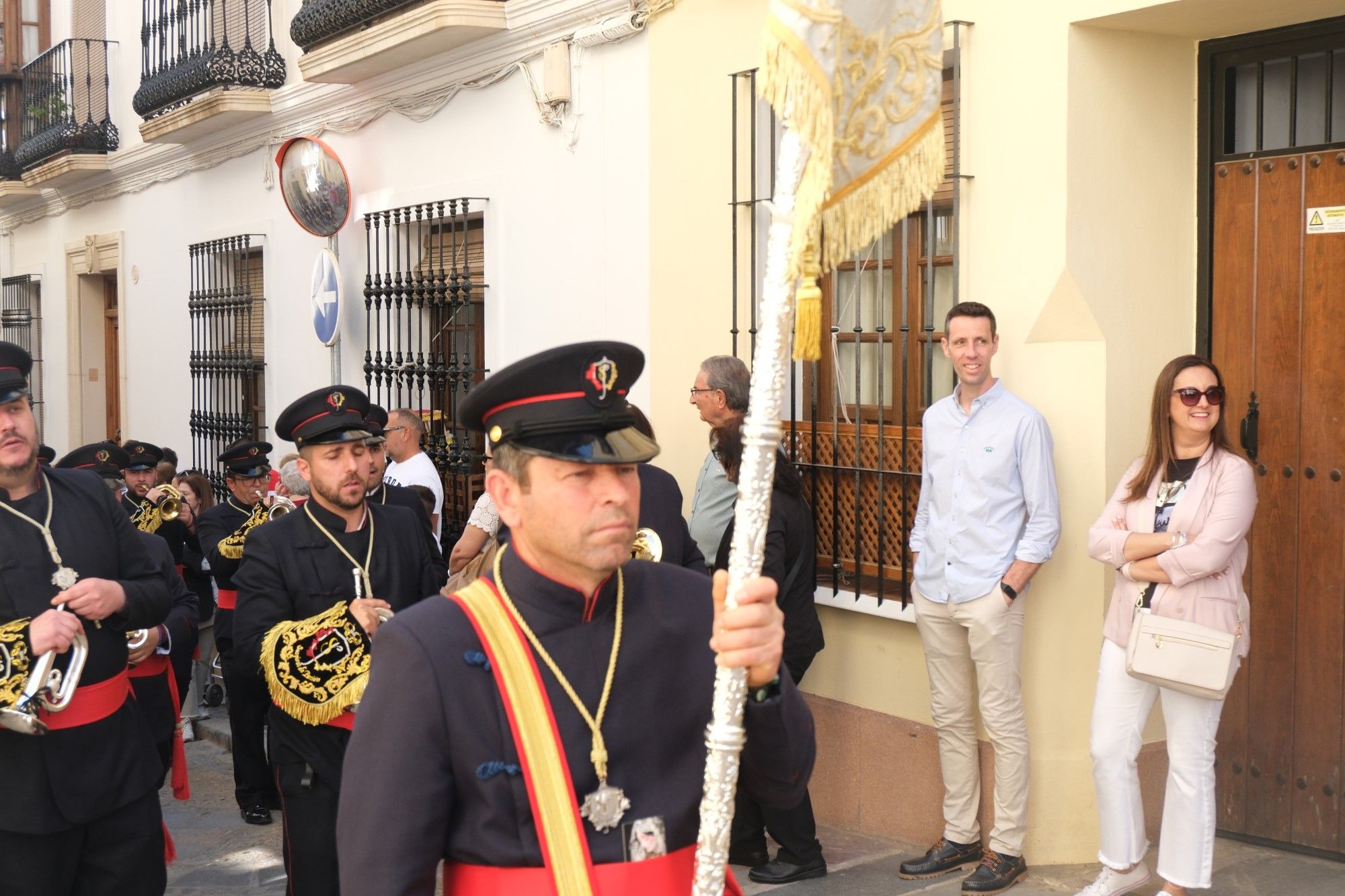 Concentración de tronos chicos en Antequera