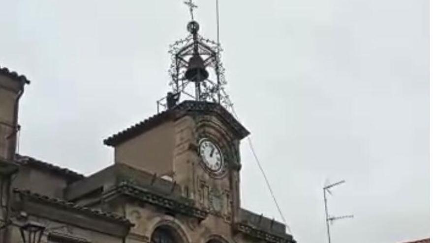 VÍDEO | Las campanas de Fermoselle “dan un toque” contra la despoblación