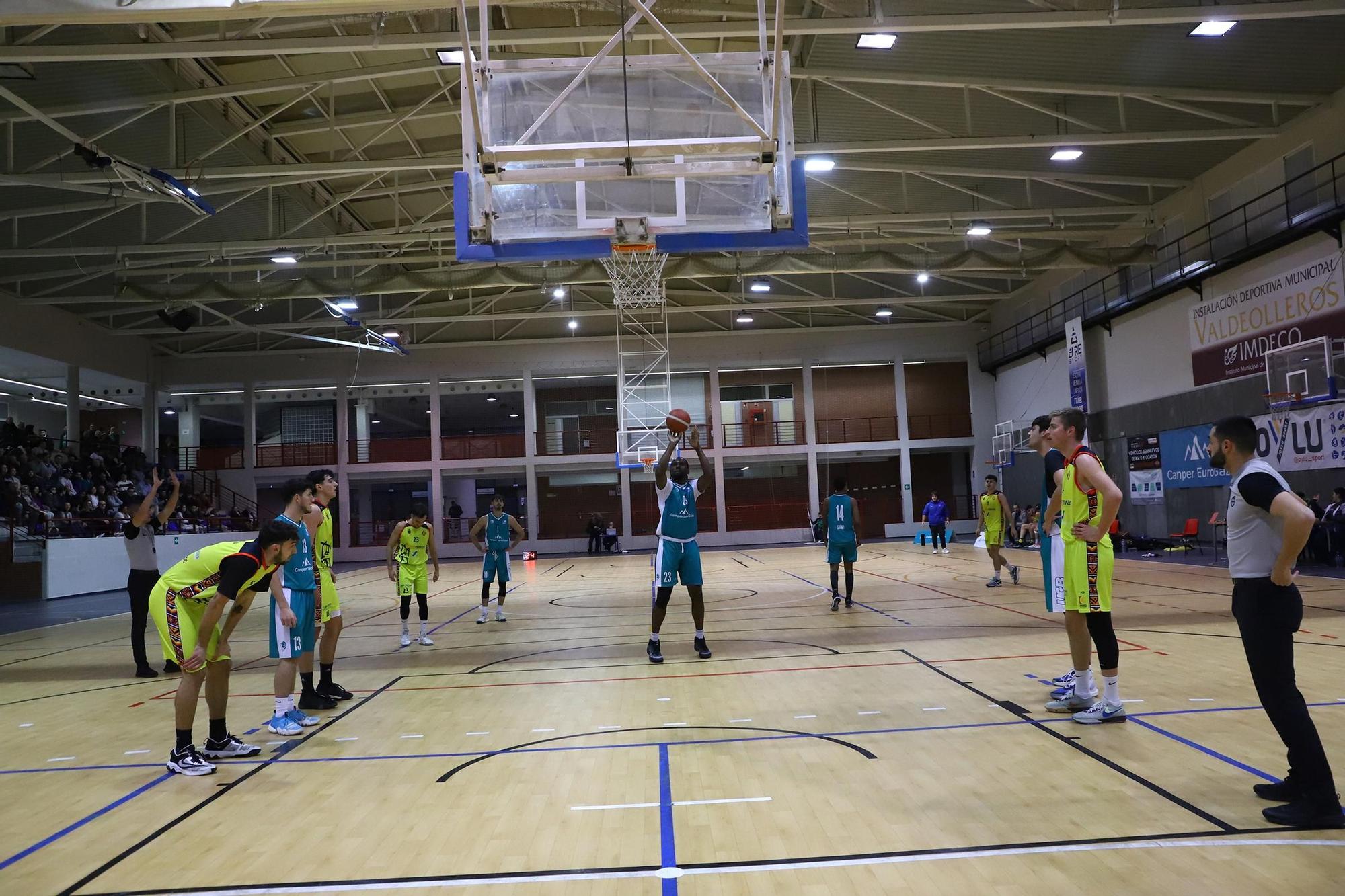 El derbi Camper Eurogaza UCB - Climanavas Agrometal Peñarroya en imágenes