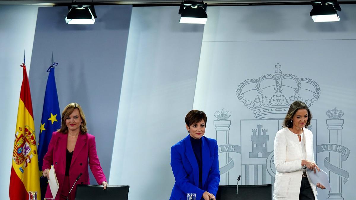 Isabel Rodríguez,  Pilar Alegría,Reyes Maroto