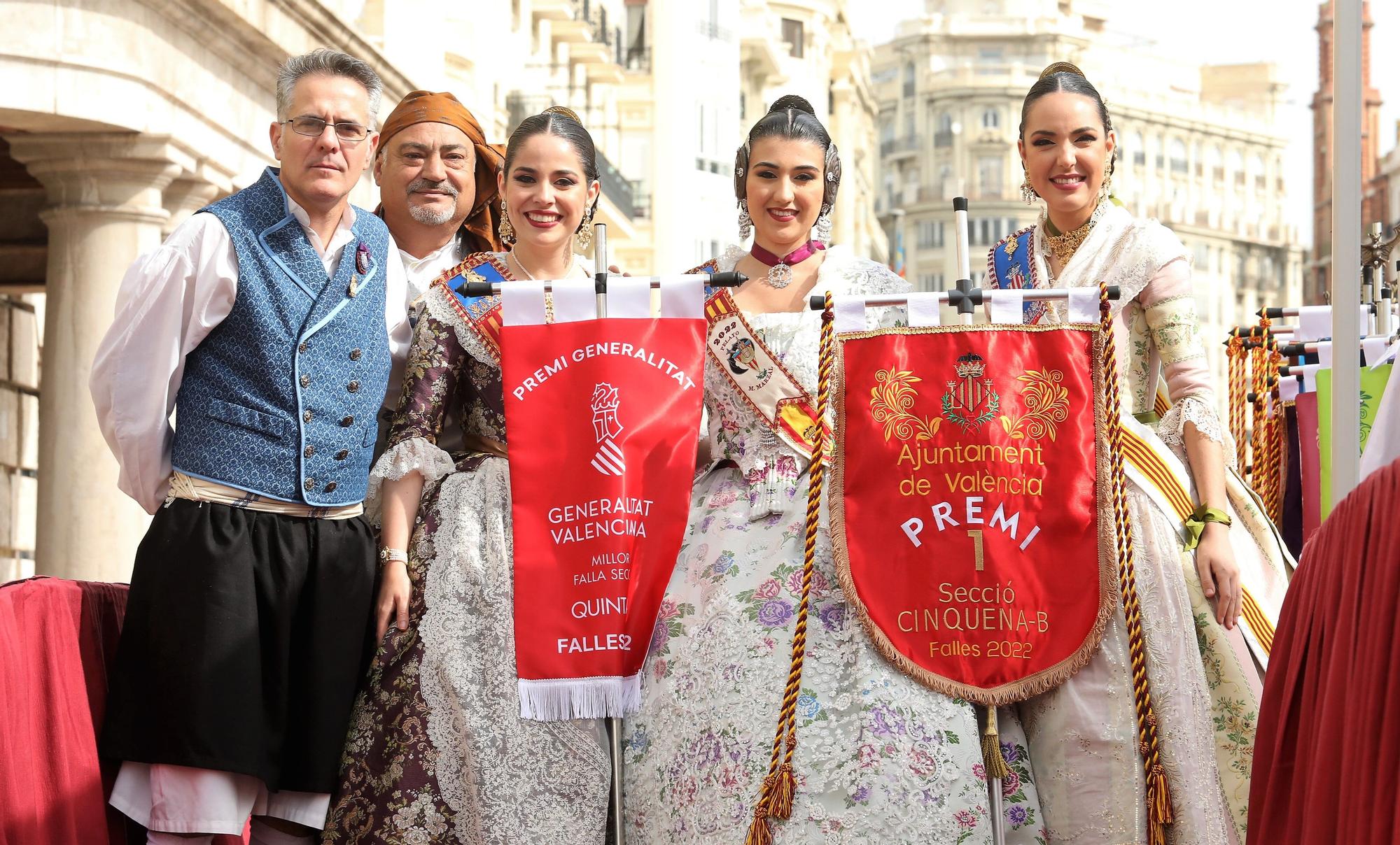 Entrega de los premios de las Fallas 2022 a las comisiones (III)