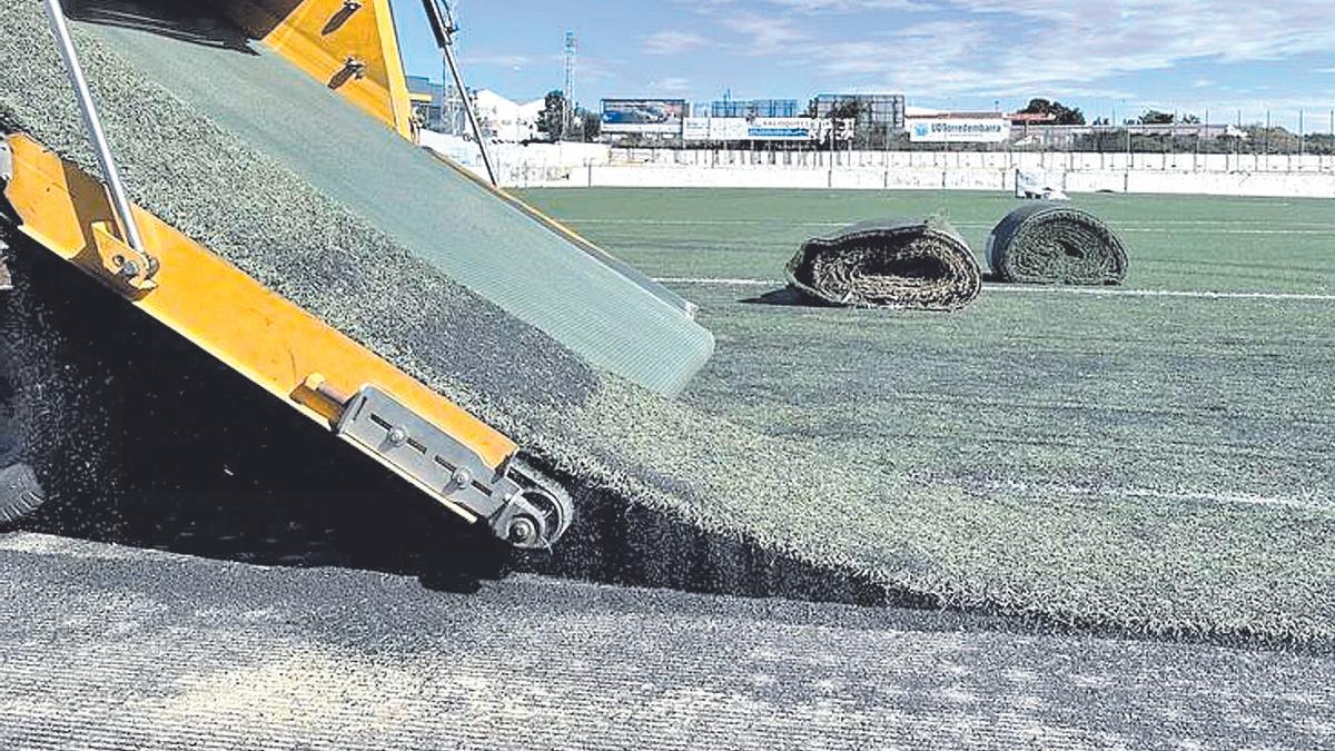 ¿Cómo afecta a los campos de césped artificial de Castellón el últimátum de la Comisión Europea?