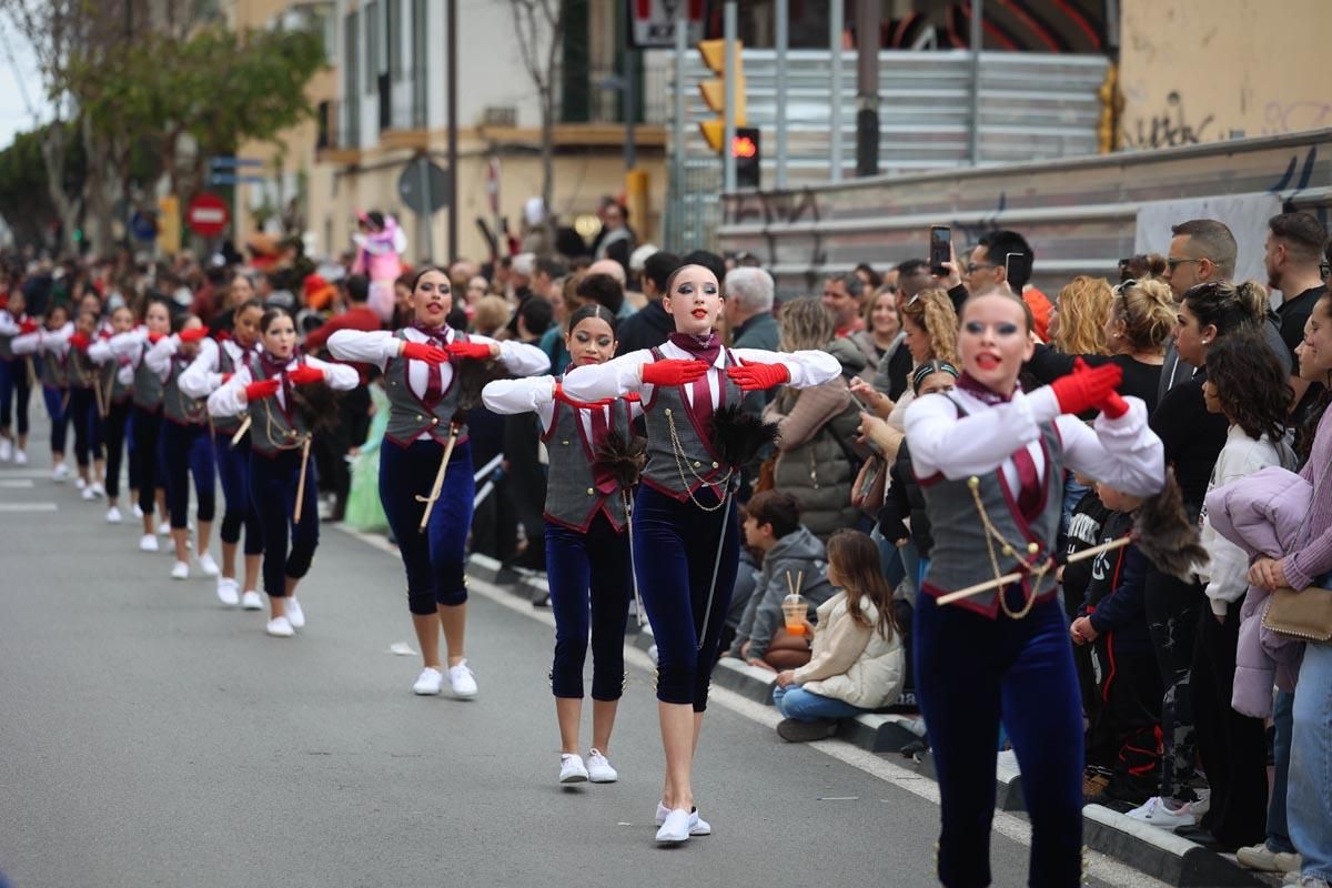 Búscate en las imágenes de la rúa de Carnaval de Ibiza