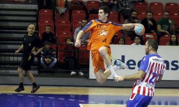 Fotogalería del encuentro del BM Aragón ante el Atlético