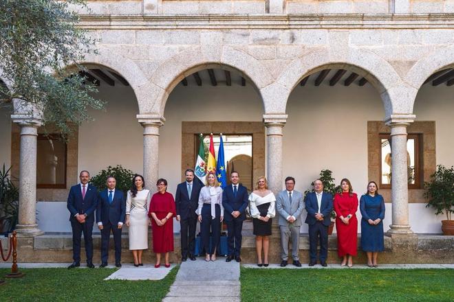 Fotogalería | Toma de posesión del Consejo de Gobierno de Extremadura