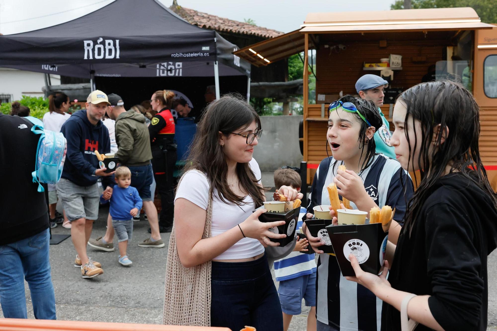 La fiesta de la espuma y la chocolatada de Llanera, en imágenes