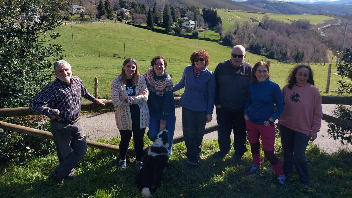 Bustapena, el pueblo de los Oscos que espera a Leiva