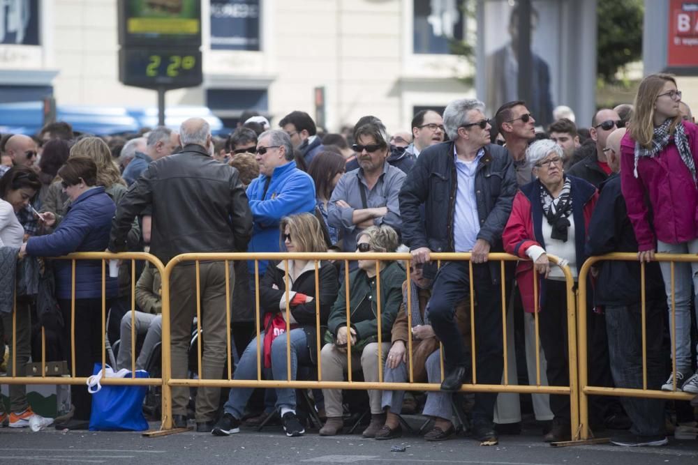 Búscate en la mascletà