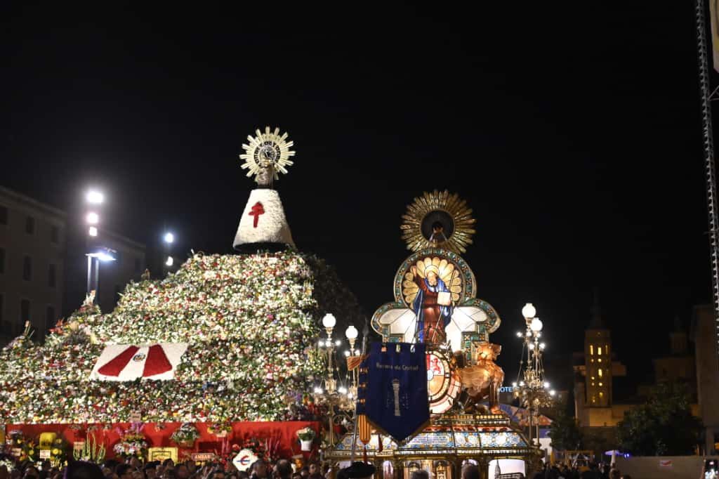 El Rosario de Cristal, uno de los momentos más emocionantes de las Fiestas del Pilar