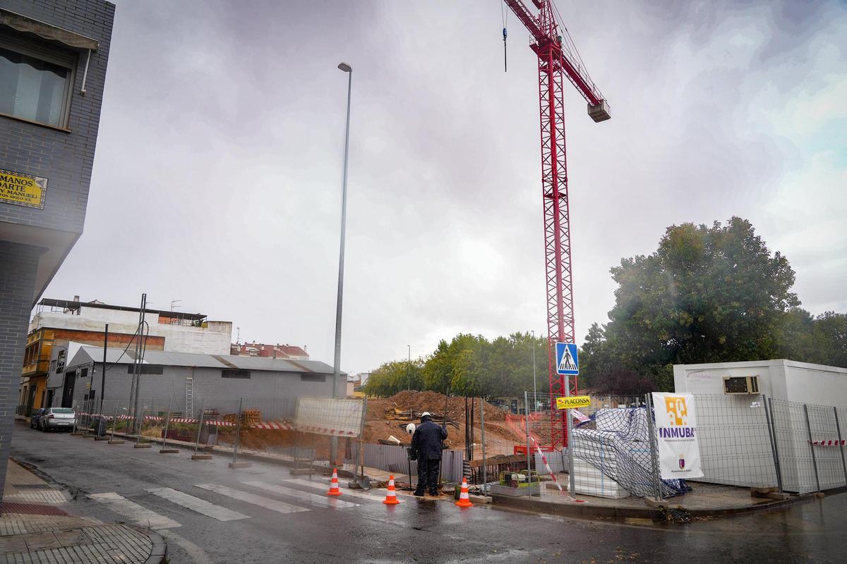 Construcción de viviendas de VPO en la Ronda Norte de Badajoz.