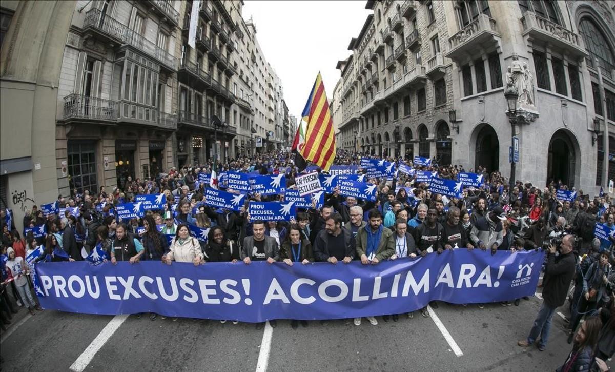 lainz37348684 barcelona  18 02 2017   manifestaci n en barcelona por los r170218222113