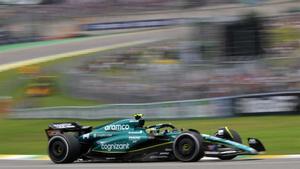 Alonso, en acción durante la clasificación en Interlagos