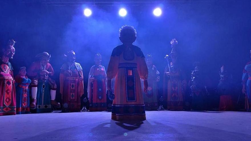 Els gegants del Carnaval durant la gravació de l&#039;audiovisual «A Solsona boja gent»