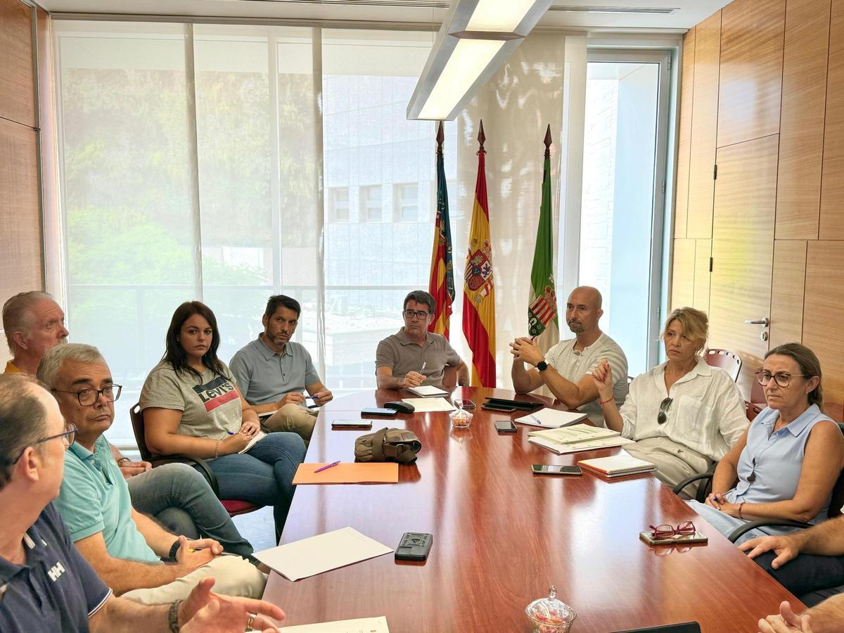 Reunión del alcalde con los grupos políticos