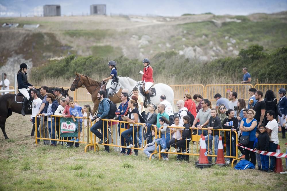 Derby hípico en la Torre de Hércules