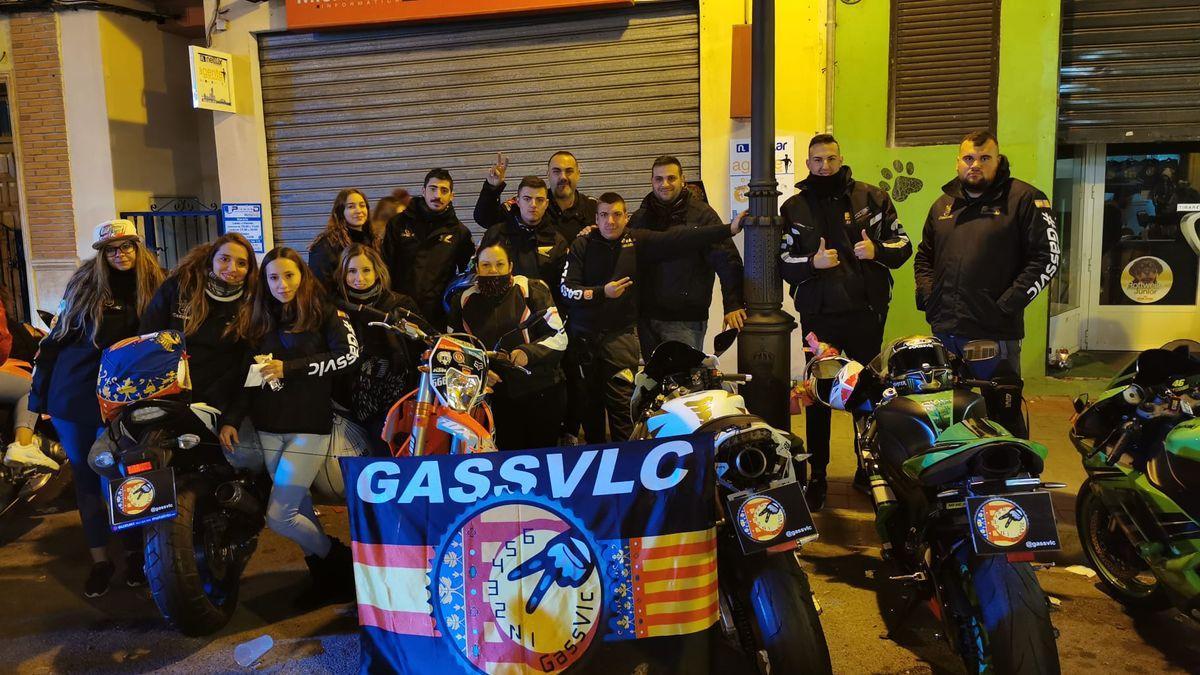 Rubén, Dany y más amigos de GASS VLC, que son como una familia CEDIDA POR GASS VLC