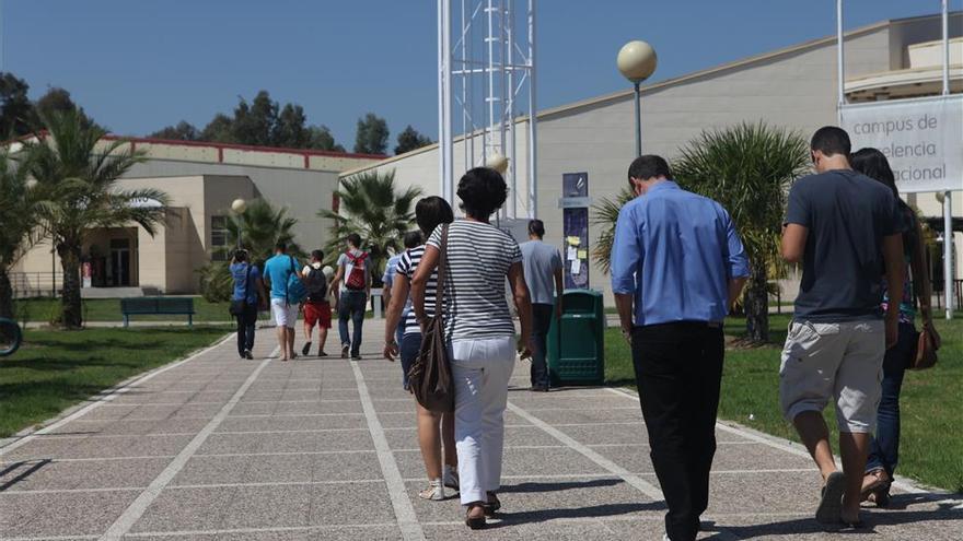 Dieta mediterránea, deporte y sexo seguro, así es el universitario cordobés