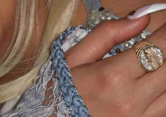 Pepsi revoluciona la moda urbana con el lanzamiento de Pepsi Ring: un anillo que salva tu manicura