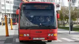 El alza de viajes por las rebajas convierte la subvención al bonobús en la mayor inversión del Concello de A Coruña