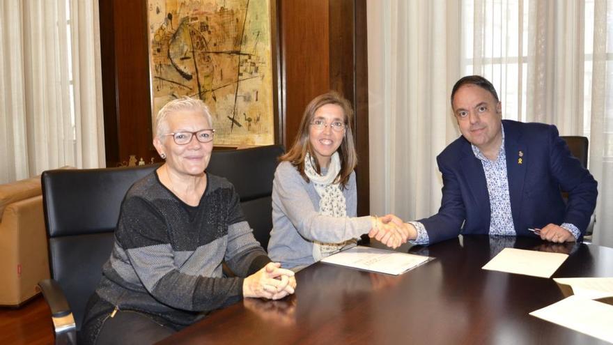 L&#039;Ajuntament signa un conveni amb l&#039;Associació de Familiars de Malalts d&#039;Alzheimer i altres demències